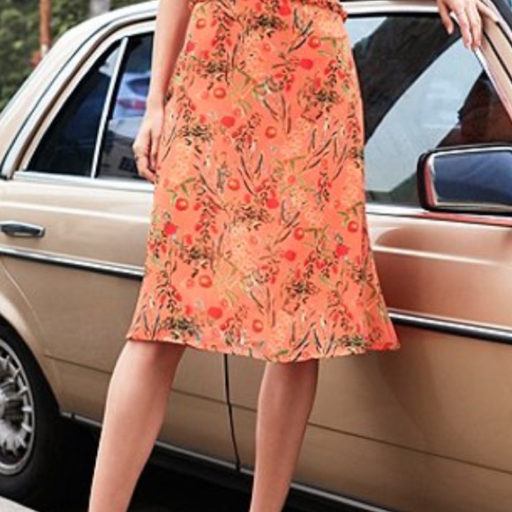 Gianni‎ Bini floral skirt